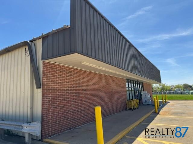 1510 Cedar St, Tipton, IA à vendre - Photo de l’immeuble – Image 3 sur 14