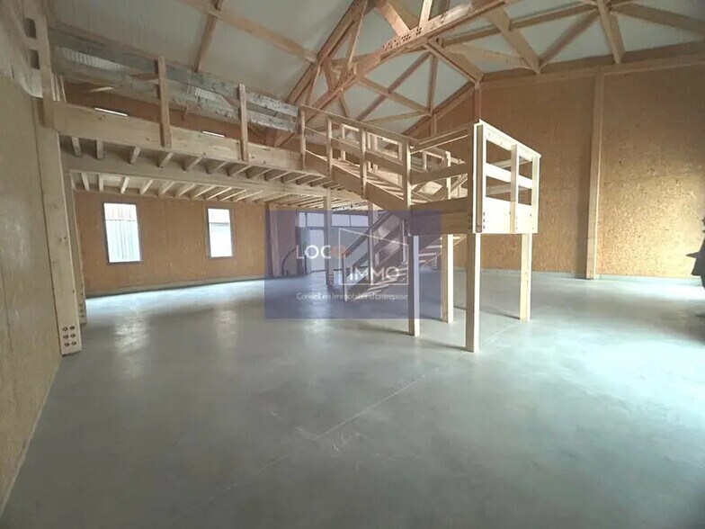 Local d'activités dans Le Haillan à vendre - Photo intérieure – Image 3 sur 10
