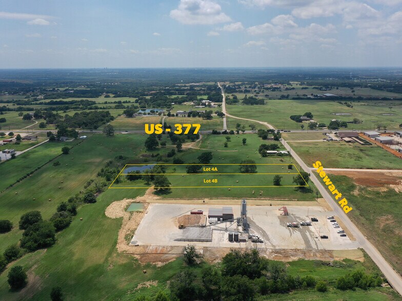 8673 Stewart Rd, Cross Roads, TX à vendre - Photo de l’immeuble – Image 3 sur 5
