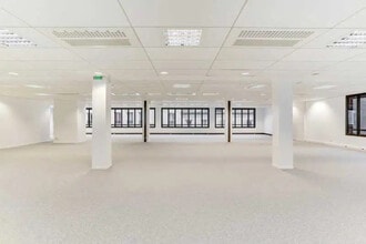 13 Rue Moreau, Paris à louer Photo intérieure– Image 2 sur 4