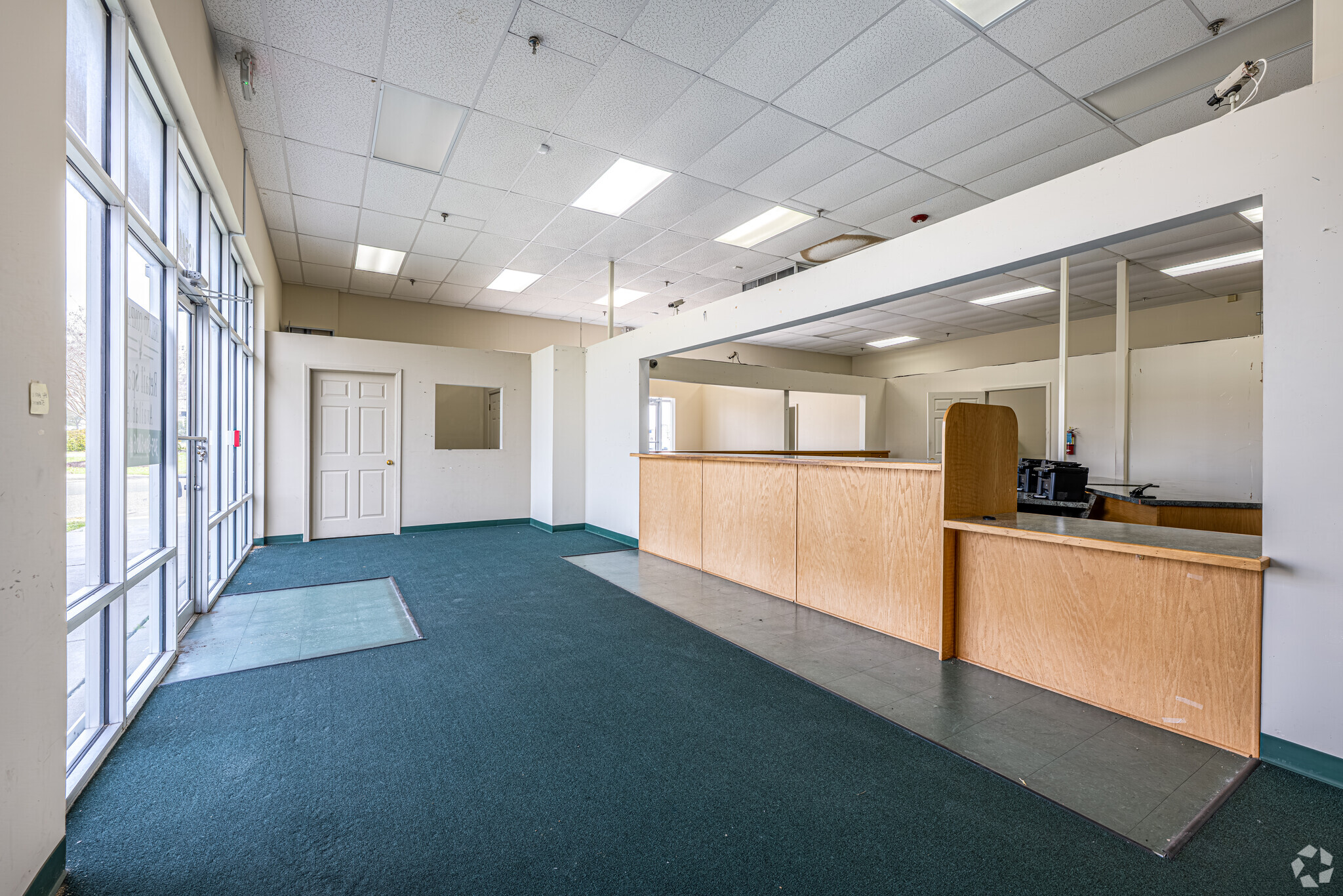 10511 Diberville Blvd, D'Iberville, MS à louer Photo intérieure– Image 1 sur 2