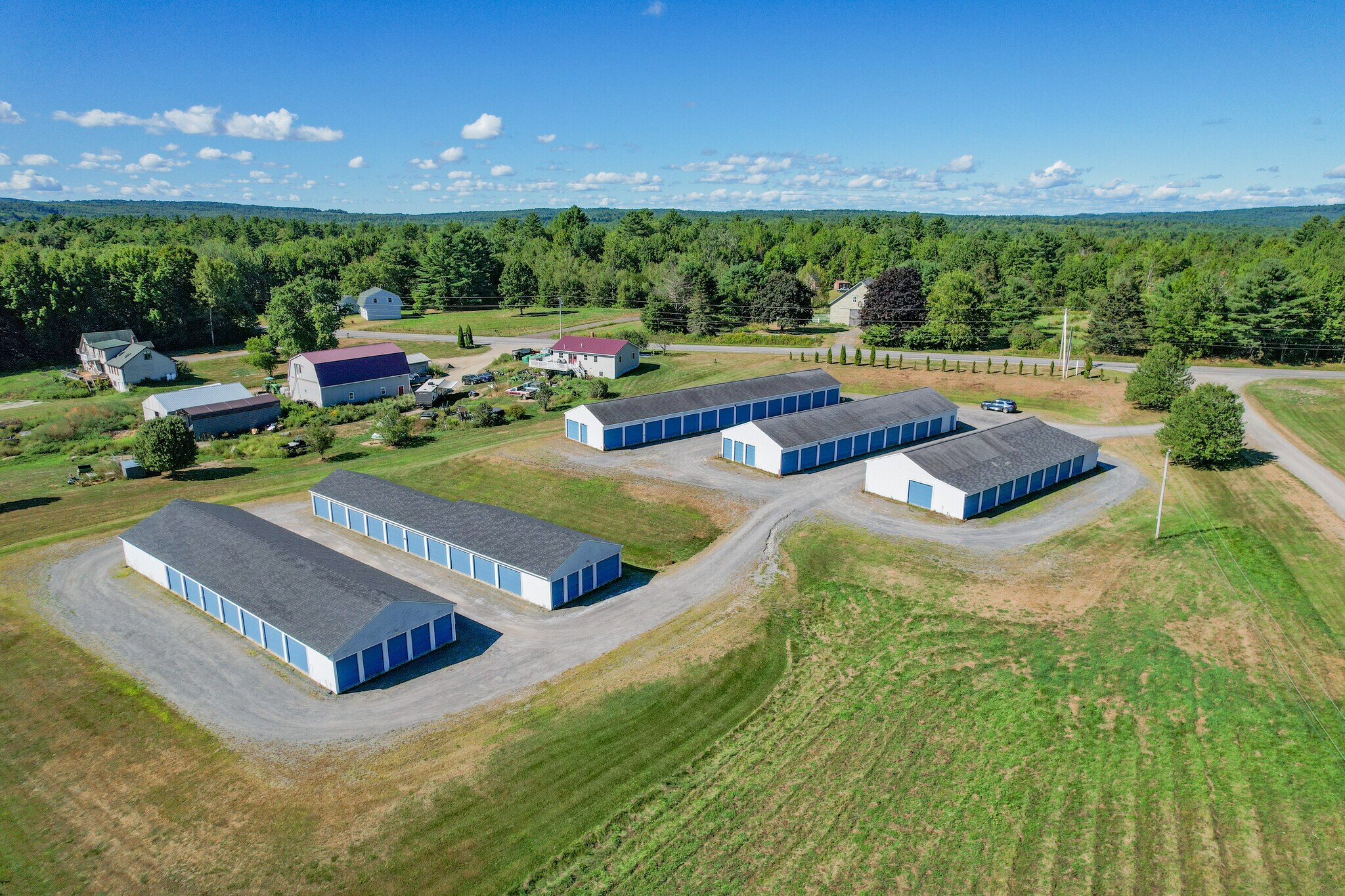 688 Manchester Rd, Belgrade, ME à vendre Photo de l’immeuble– Image 1 sur 19