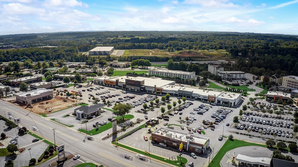 3620 Pelham Rd, Greenville, SC à louer - Photo de l’immeuble – Image 2 sur 5