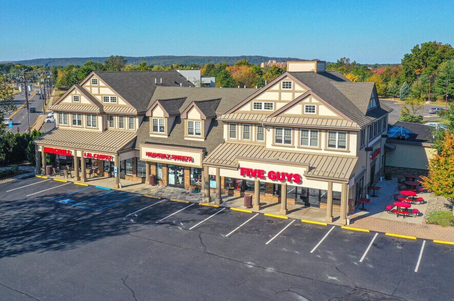 415 Route 206, Hillsborough, NJ à louer - Photo de l’immeuble – Image 1 sur 11