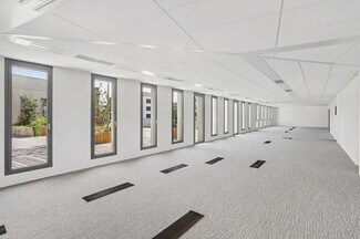 Plus de détails pour Bureau, Local d'activités à louer