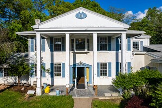 Plus de détails pour 5347 Brightwood Rd, Bethel Park, PA - Spécialisé à vendre