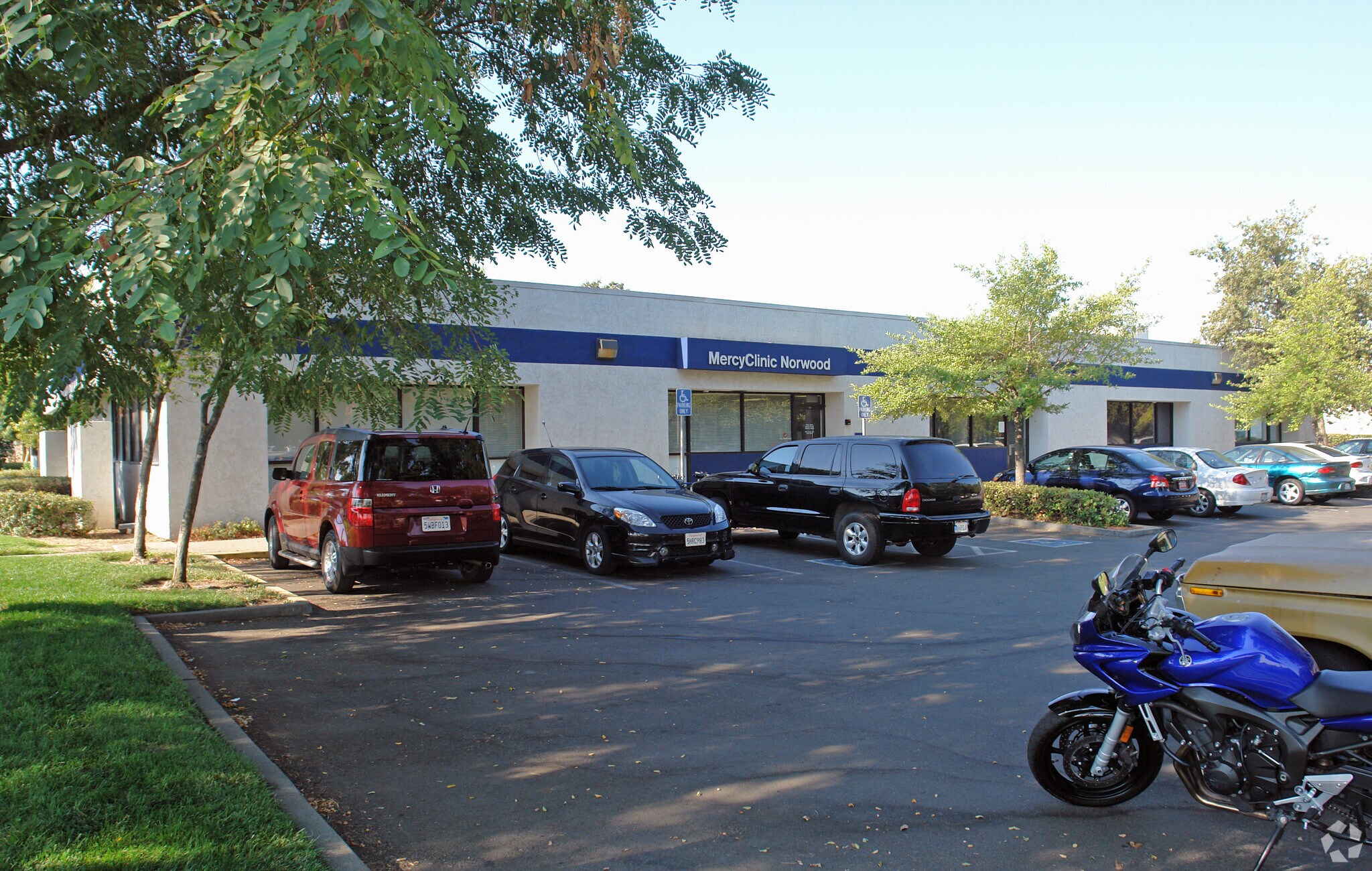 3911 Norwood Ave, Sacramento, CA à vendre Photo principale– Image 1 sur 13