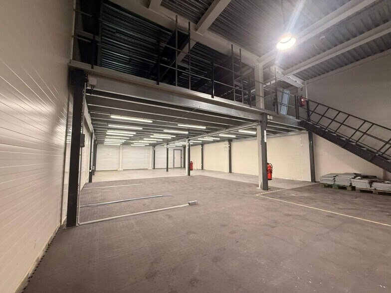 Industriel/Logistique dans Créteil à vendre - Photo intérieure – Image 3 sur 19
