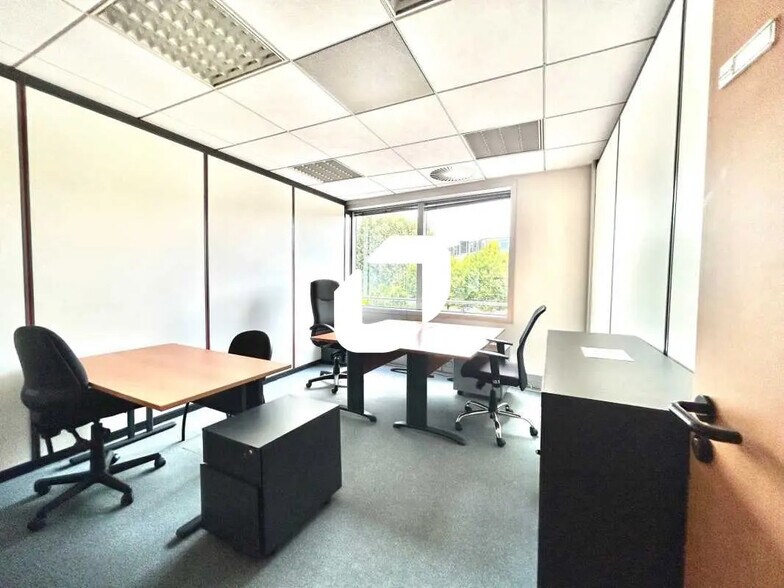 Bureau dans Villepinte à louer - Photo de l’immeuble – Image 3 sur 3