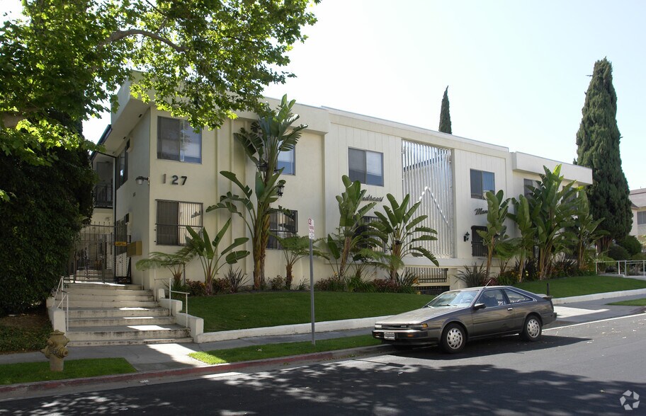 127 S St Andrews Pl, Los Angeles, CA à vendre - Photo de l’immeuble – Image 3 sur 15