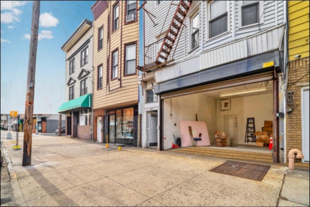 1640 Bath Ave, Brooklyn, NY à vendre Photo principale– Image 1 sur 6