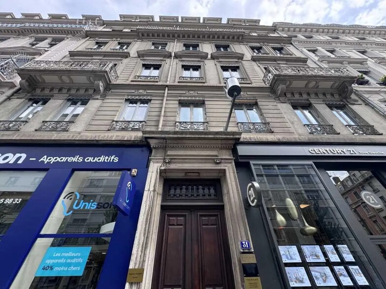 Bureau dans Lyon à louer - Photo de l’immeuble – Image 2 sur 13