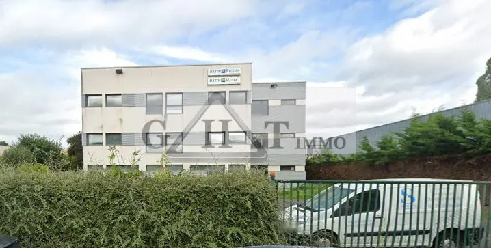 Industriel/Logistique dans Buc à vendre - Photo de l’immeuble – Image 1 sur 2