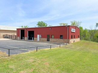 Plus de détails pour 100 NE 16th St, Newcastle, OK - Local d'activités à louer