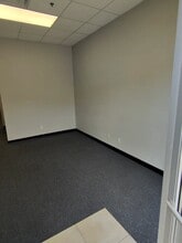 2810 W Pioneer Pky, Dalworthington Gardens, TX à louer - Vidéo sur l’annonce professionnelle