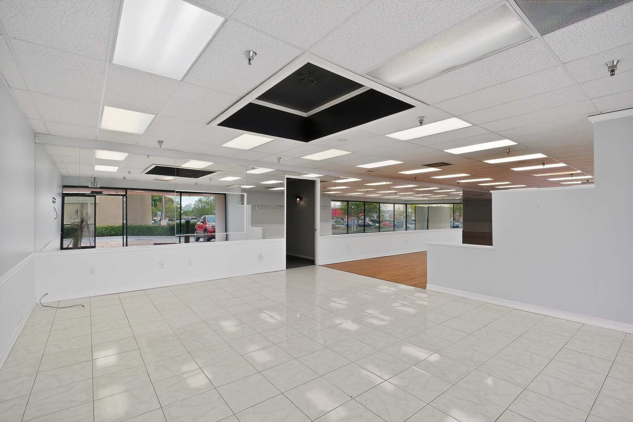 4221 E Main St, Ventura, CA à louer Photo intérieure– Image 1 sur 12