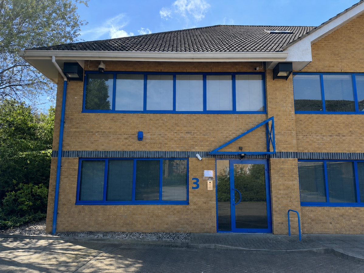 1-3 Rectory Ln, Loughton, ESS IG10 2QZ - Lot Unit 3 - - Photo intérieure - Image 1 of 16