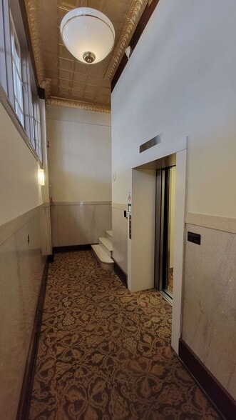 516 N Charles St, Baltimore, MD à louer - Photo de l’immeuble – Image 2 sur 13