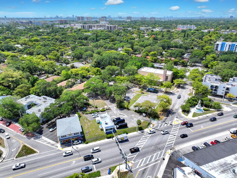13255 W Dixie Hwy, North Miami, FL à vendre - Aérien – Image 3 sur 20
