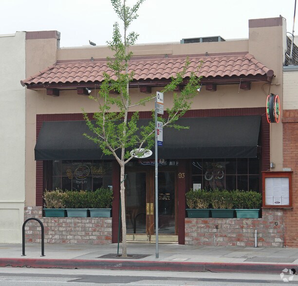 93 W Colorado Blvd, Pasadena, CA à louer - Photo principale – Image 1 sur 4