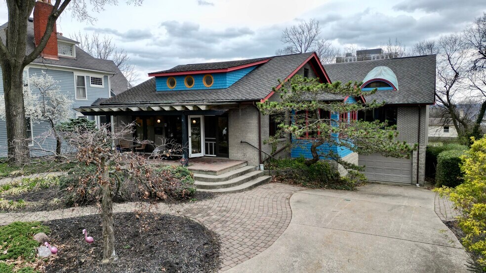 2150 Alpine Pl, Cincinnati, OH à vendre - Photo de l’immeuble – Image 1 sur 65