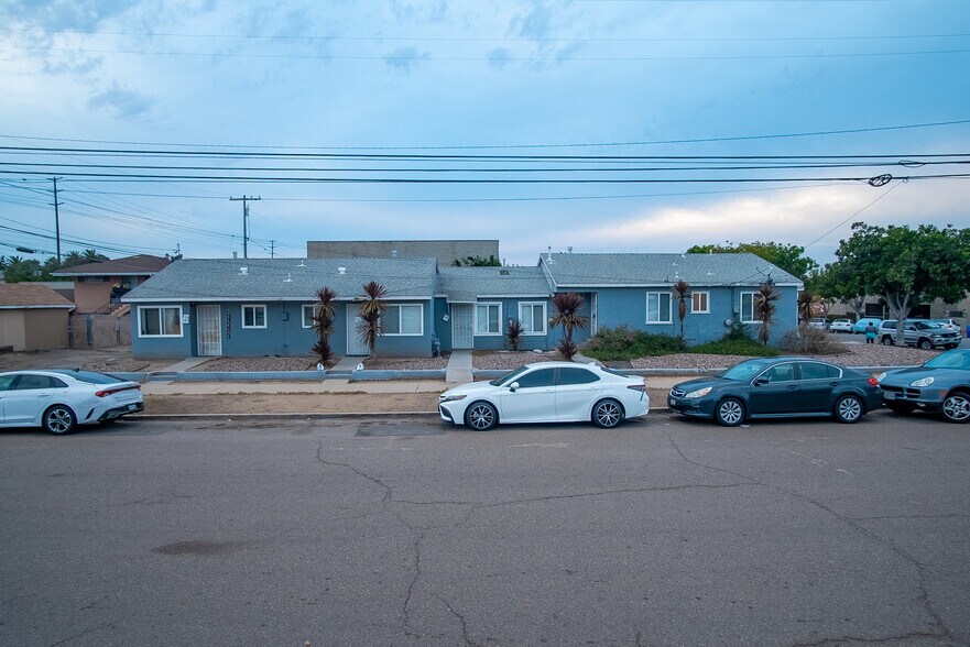 1704-1712 B Ave, National City, CA à vendre - Photo de l’immeuble – Image 2 sur 14