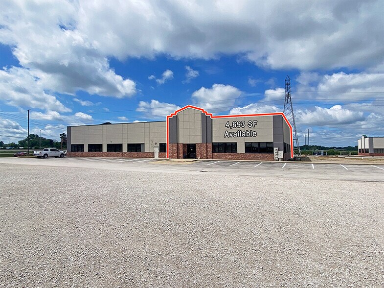 2021 Goose Lake Rd, Sauget, IL à louer - Photo de l’immeuble – Image 1 sur 17