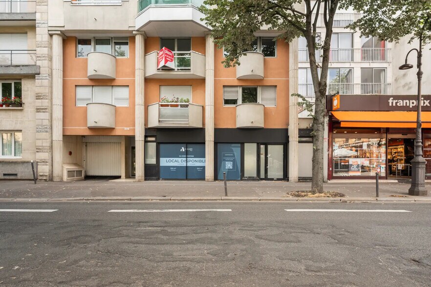 Immeuble residentiel dans Paris à vendre - Photo de l’immeuble – Image 1 sur 16