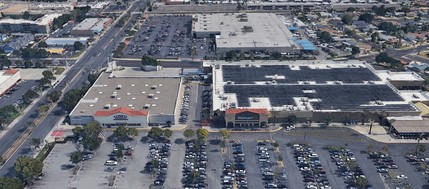 1261 N Azusa Ave, Covina, CA - VUE AÉRIENNE  vue de carte
