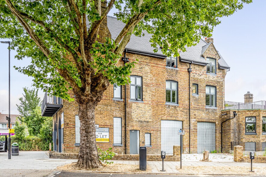 2 Grove Park Rd, Londres à louer - Photo de l’immeuble – Image 2 sur 4