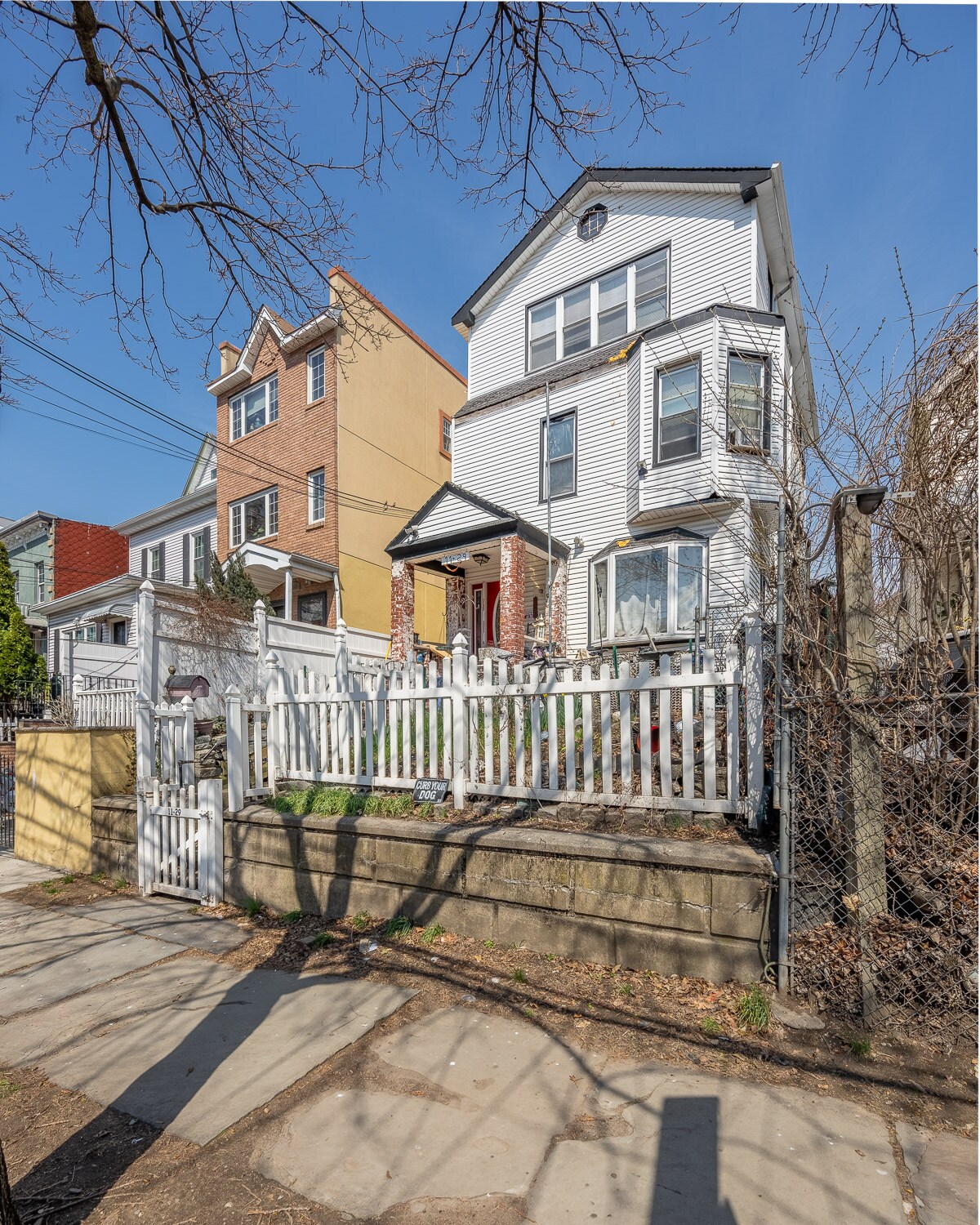 1129 30th Rd, Astoria, NY à vendre Photo de l’immeuble– Image 1 sur 10