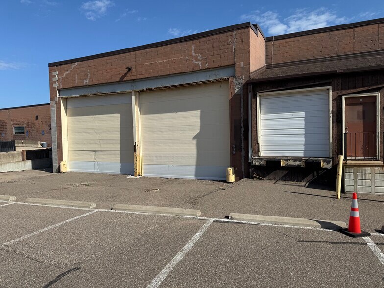 321 Grove St, Saint Paul, MN à vendre - Photo de l’immeuble – Image 2 sur 5