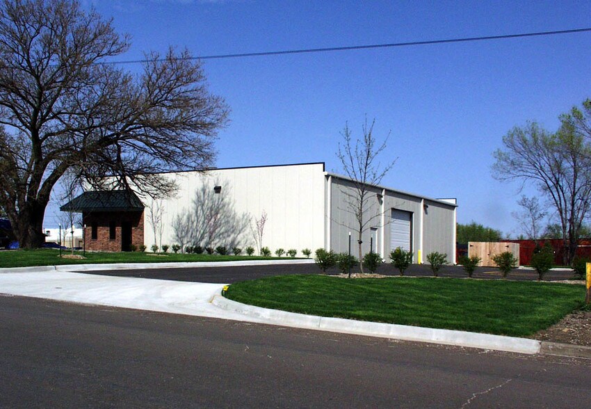 903-905 E Park St, Olathe, KS à louer - Autre – Image 2 sur 26