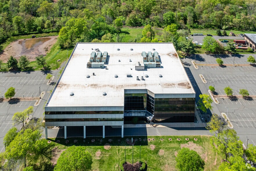 200 Franklin Square Dr, Somerset, NJ à louer - Aérien – Image 3 sur 22