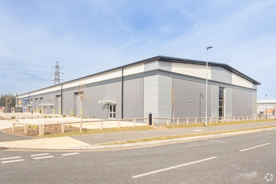 Phoenix Pky, Corby à vendre - Photo de l’immeuble – Image 1 sur 2