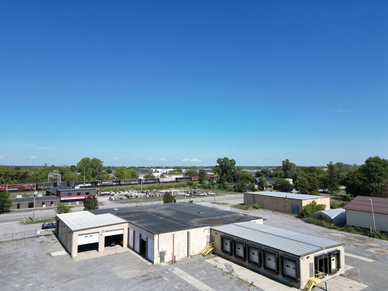 3365 Broadway St, Cheektowaga, NY à louer - Photo de l’immeuble – Image 1 sur 9