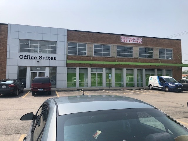 7125 W Gunnison St, Harwood Heights, IL à louer - Photo de l’immeuble – Image 2 sur 4