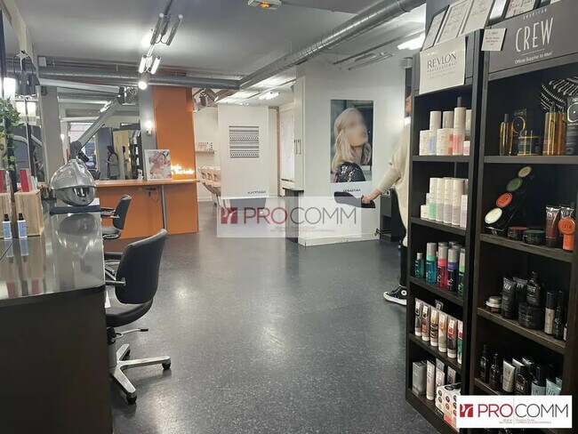 Plus de détails pour Local commercial à louer