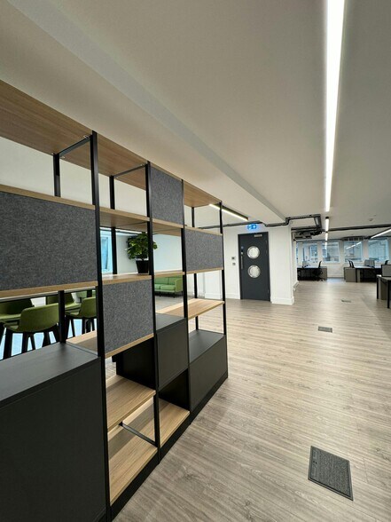 16 St Clare St, Londres à louer - Photo de l’immeuble – Image 3 sur 14