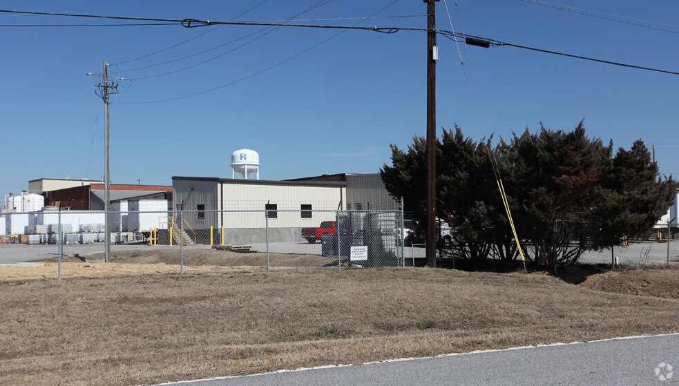 1700 Old Covington Hwy, Conyers, GA à vendre - Photo de l’immeuble – Image 2 sur 2