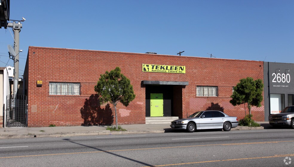 2672 S La Cienega Blvd, Los Angeles, CA à louer - Photo principale – Image 1 sur 3