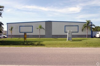 Plus de détails pour 820 NE 24th Ln, Cape Coral, FL - Industriel/Logistique à louer