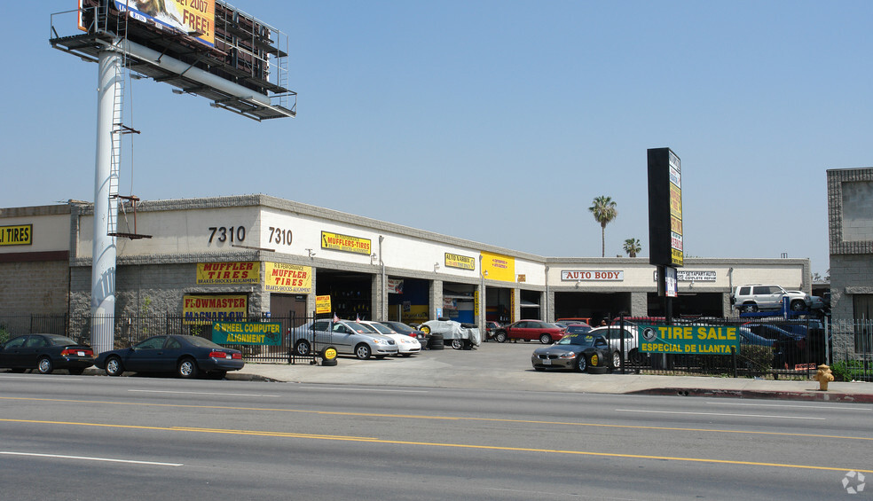 7310 Van Nuys Blvd, Van Nuys, CA à louer - Photo de l’immeuble – Image 1 sur 7