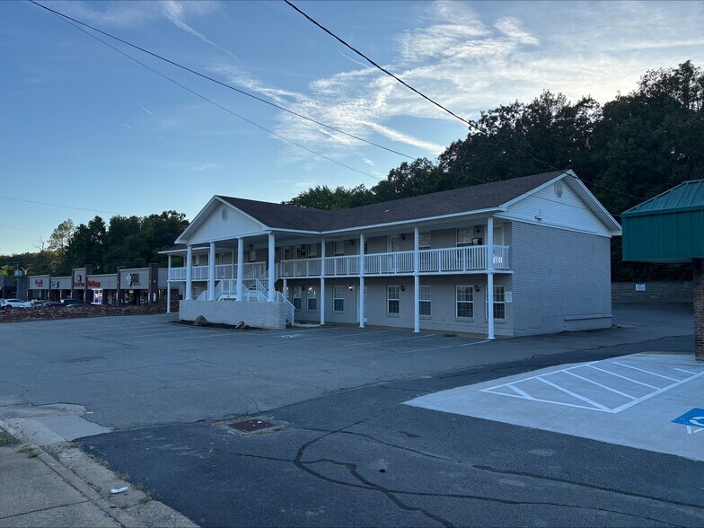 5111 John F Kennedy Blvd, North Little Rock, AR à vendre - Photo de l’immeuble – Image 2 sur 9