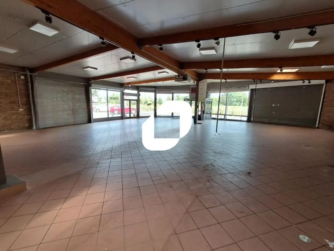 Local commercial dans Roncq à louer Photo de l’immeuble– Image 1 sur 8