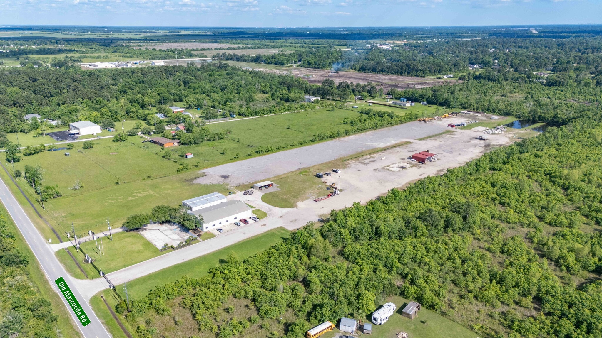 820 Old Atascocita Rd, Huffman, TX à vendre Aérien– Image 1 sur 35