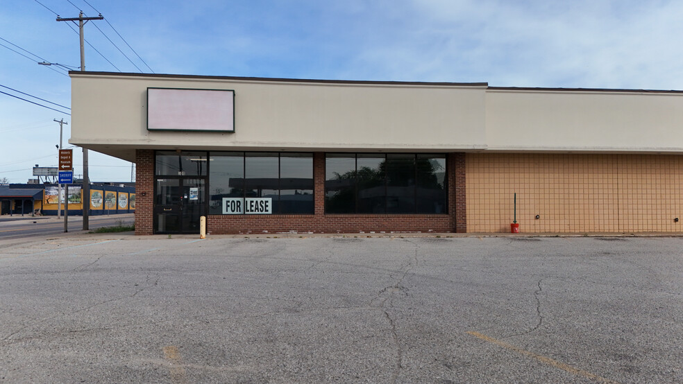 201 Ionia St, Grayling, MI à louer - Photo de l’immeuble – Image 2 sur 7