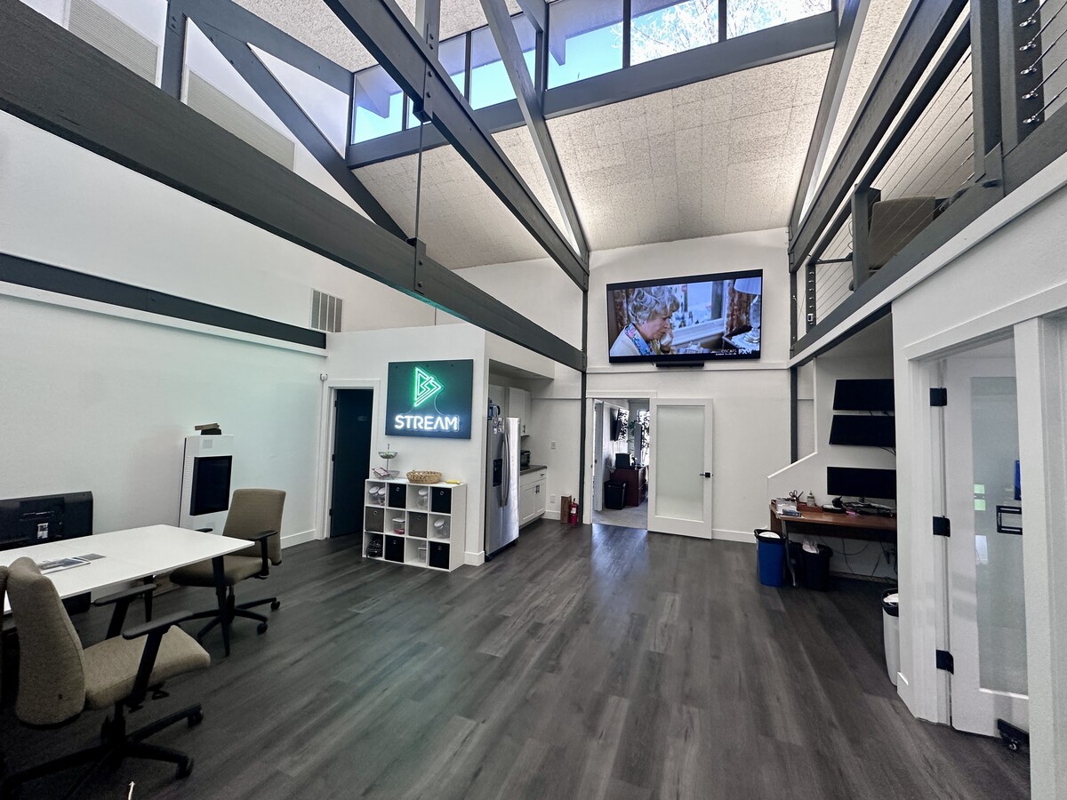 4885 S 900 E, Salt Lake City, UT 84117 - Lot 102 -  - Photo intérieure - Image 1 of 13