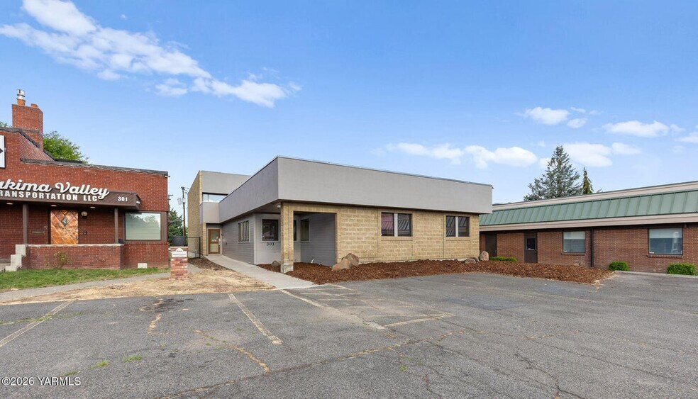303 S 12th Ave, Yakima, WA à vendre - Photo de l’immeuble – Image 1 sur 39