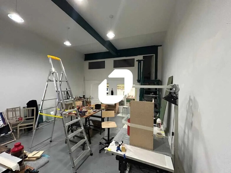 Local d’activités dans Ivry-sur-Seine à louer - Photo intérieure – Image 1 sur 8